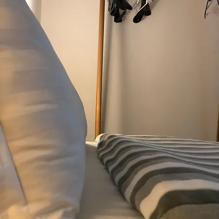 Center Cute And Comfy - Ajia *