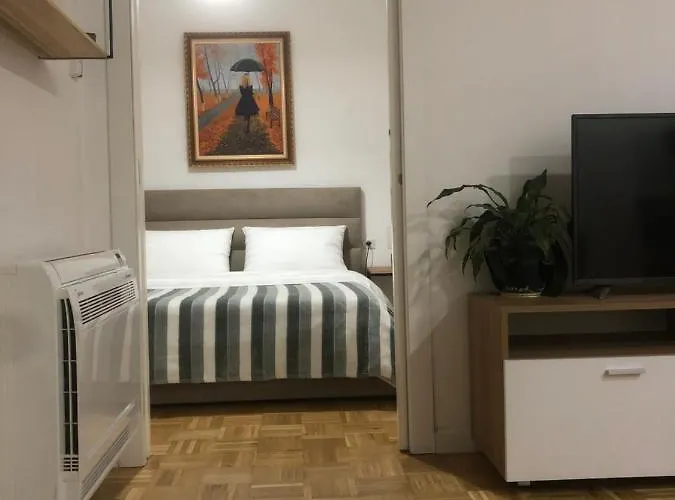 דירה Center Cute And Comfy - Ajia