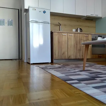 Center Cute And Comfy - Ajia Apartment Tirana