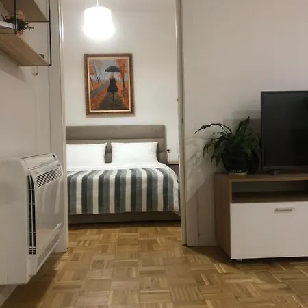 Appartement Center Cute And Comfy - Ajia