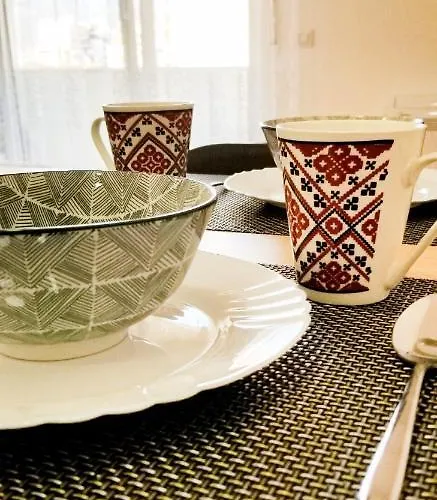 Center Cute And Comfy - Ajia Apartman Tirana